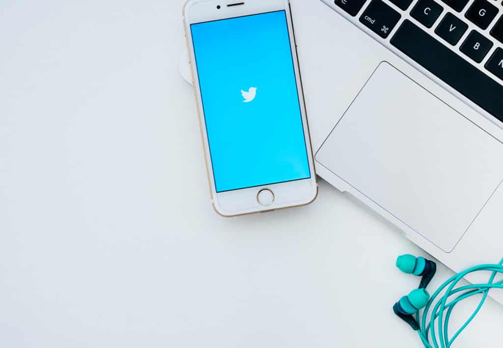 Five Ways to Use Twitter for a Better Customer Service Five Ways to Use Twitter for a Better Customer Service